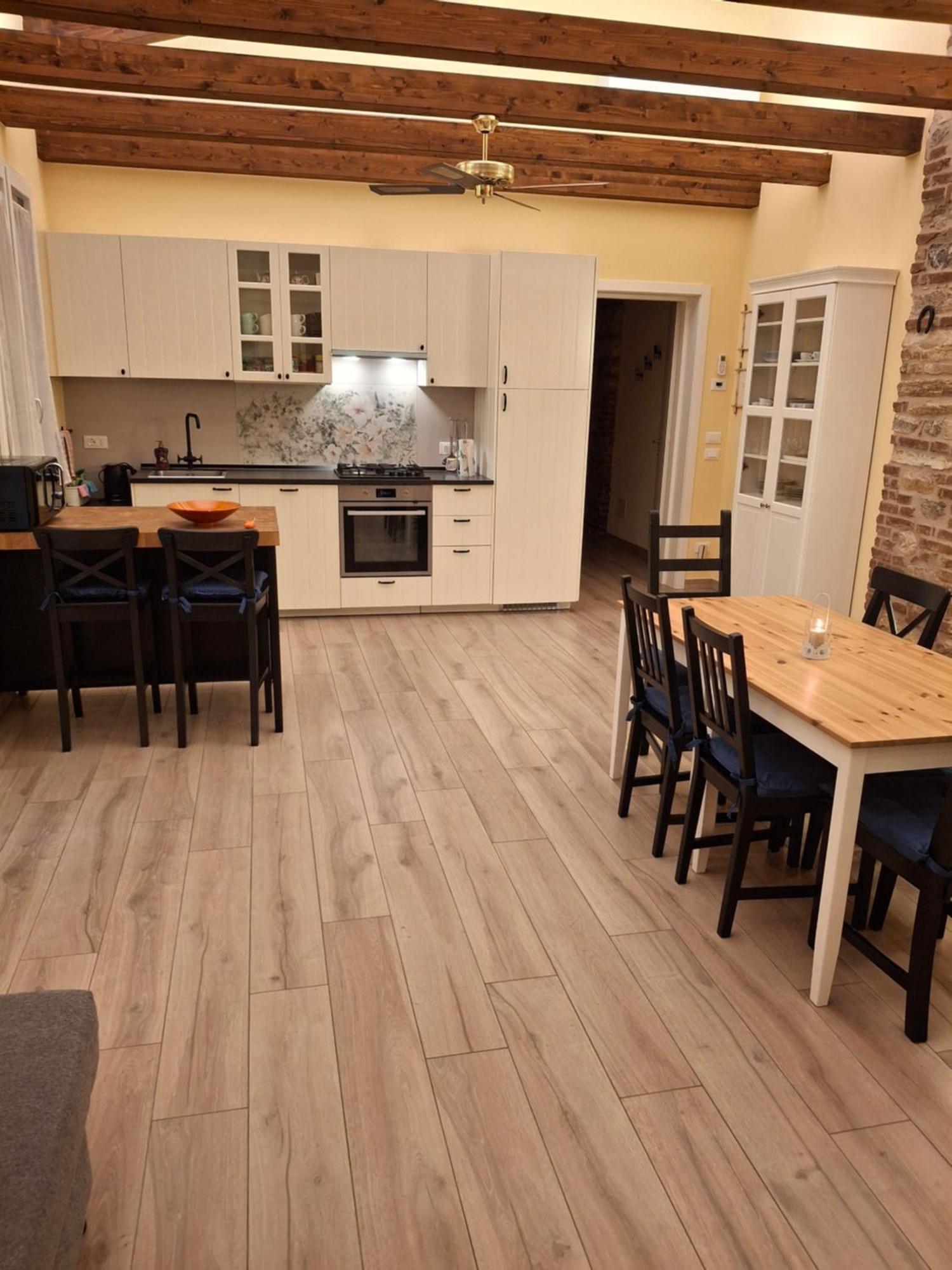 le scuderie di s.Bakhita Villa Schio Bagian luar foto